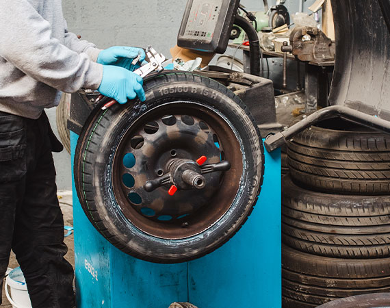 Replacement Tyres & Glass